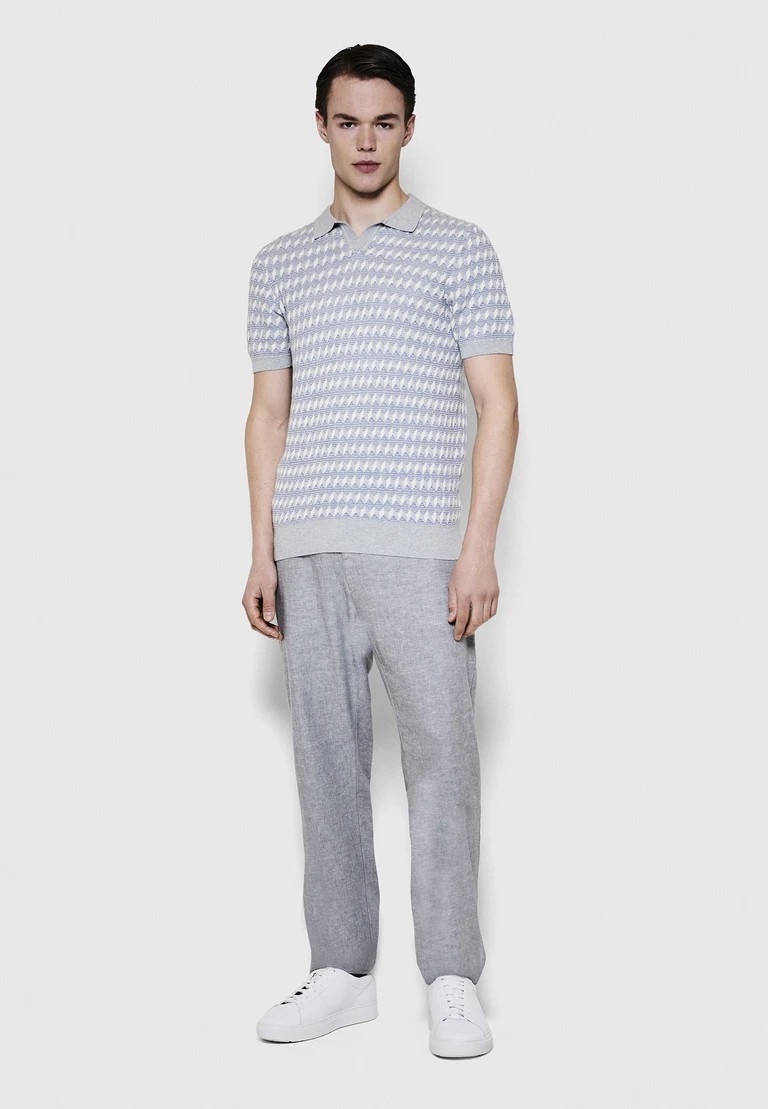 knit v-neck t-shirt