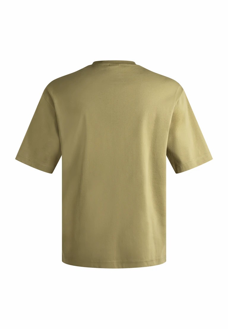 oversized round neck t-shirt