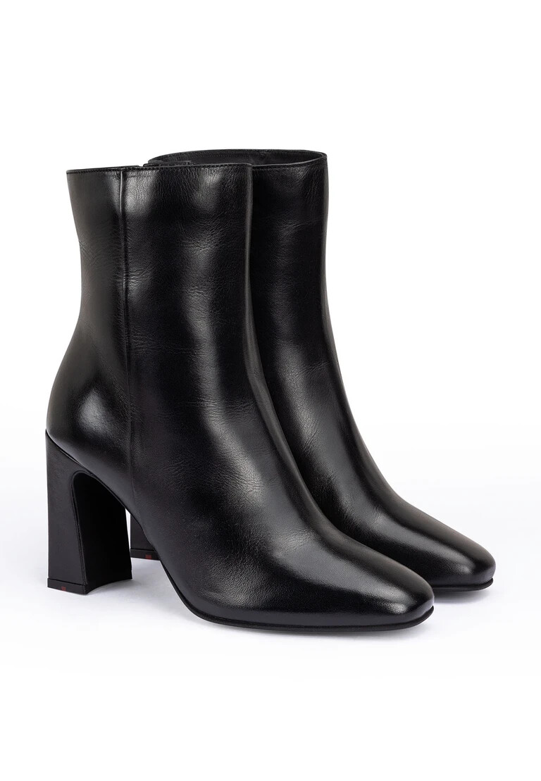 ankle boot